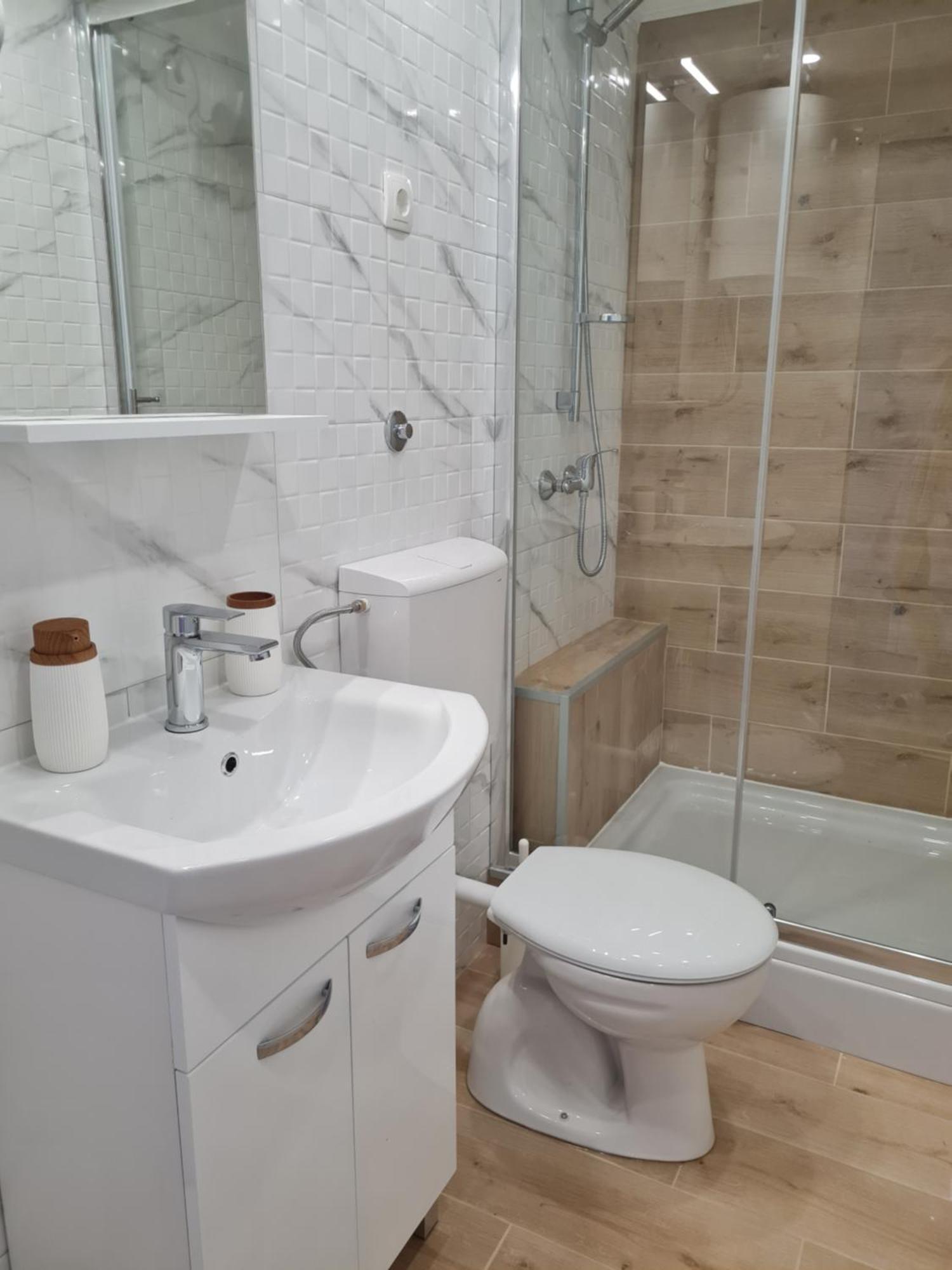 Apartman Luka 클레노비차 외부 사진